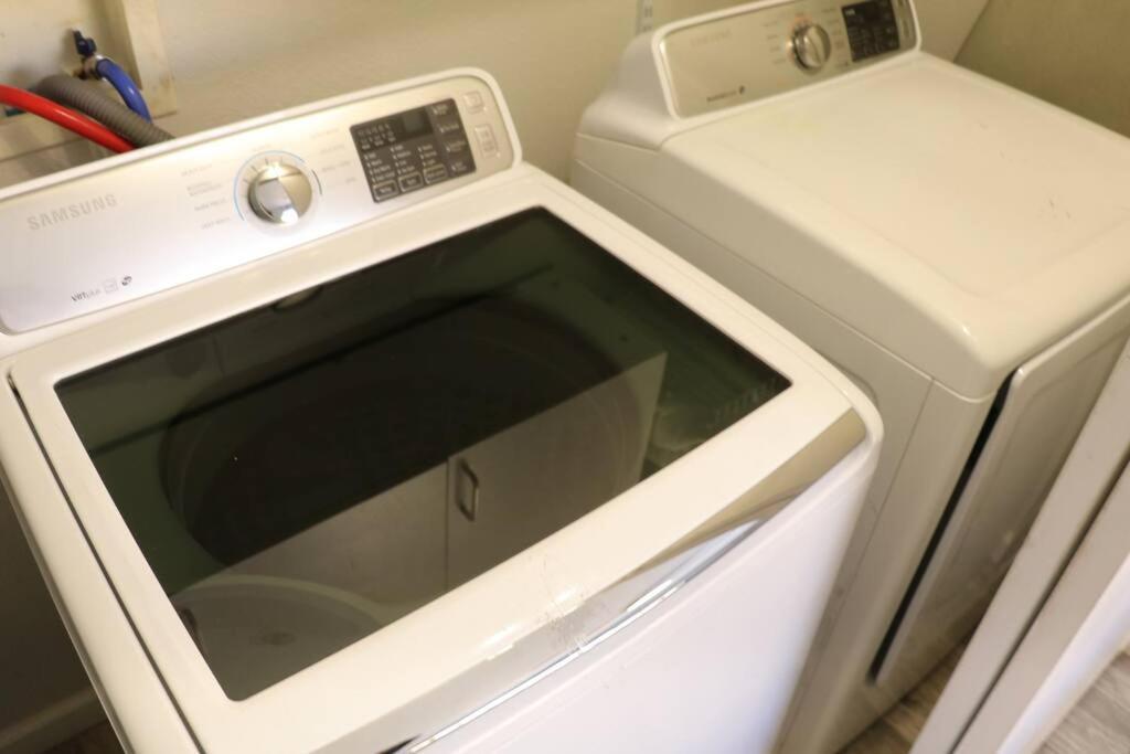 Cowboy Den-Hot Tub-Game Room-Pet Friendly-No Pet Fees! Albuquerque Dış mekan fotoğraf